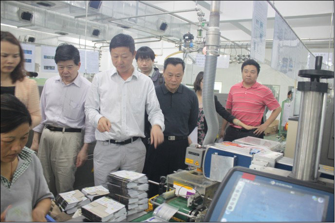 公安部、農業(yè)部、工商總局等部委給予銀農科技DCS自動化生產線高度贊譽